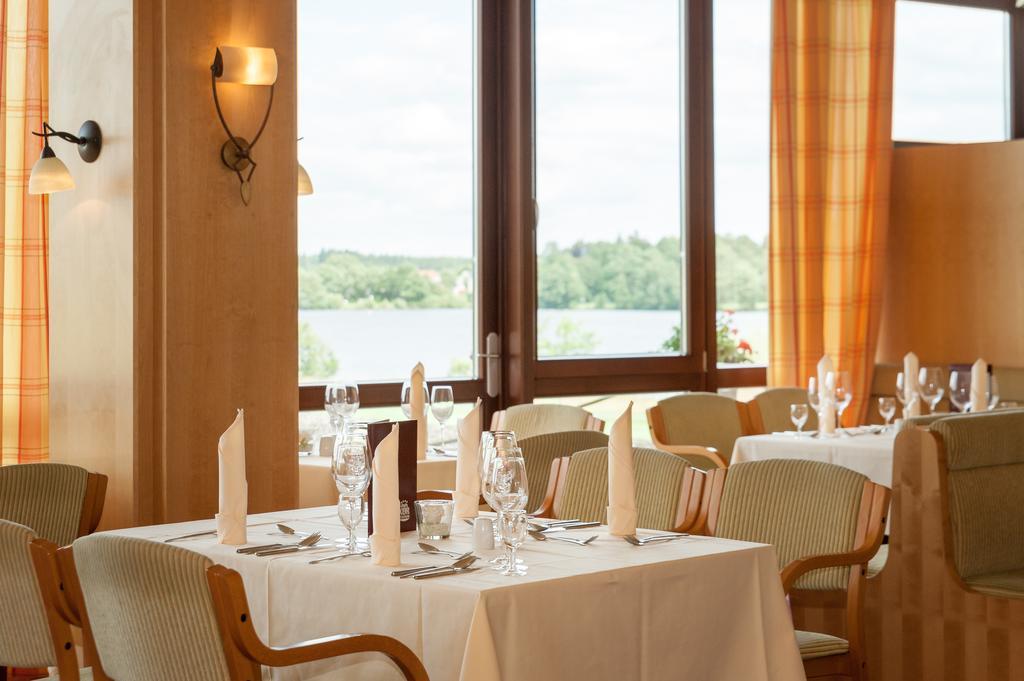 Gesundheitshotel Weissenstadt Am See Exterior photo