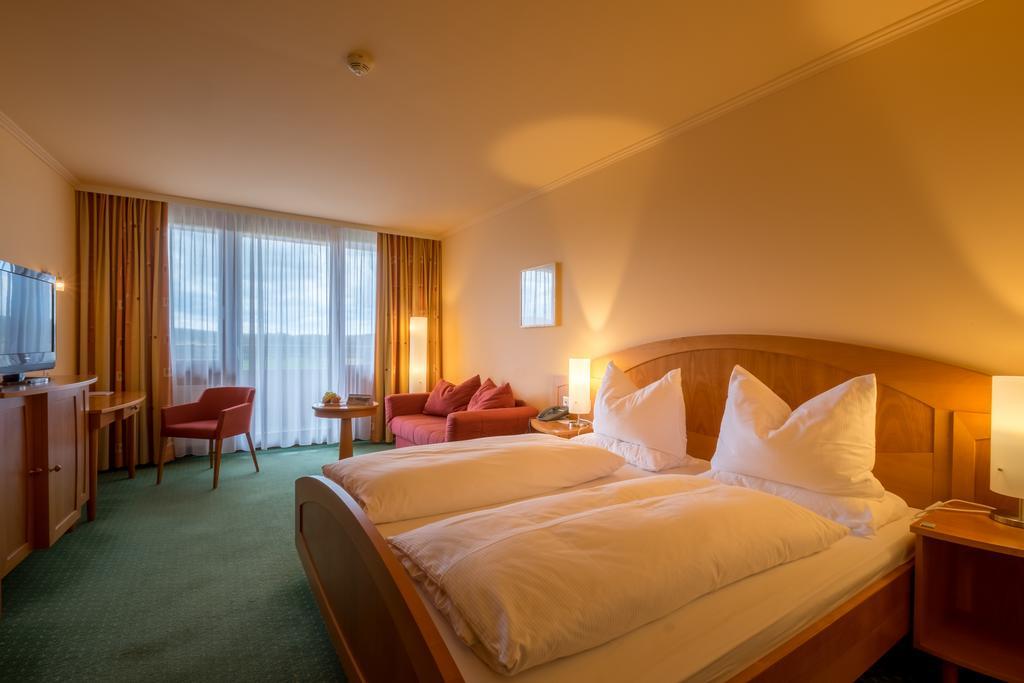 Gesundheitshotel Weissenstadt Am See Exterior photo